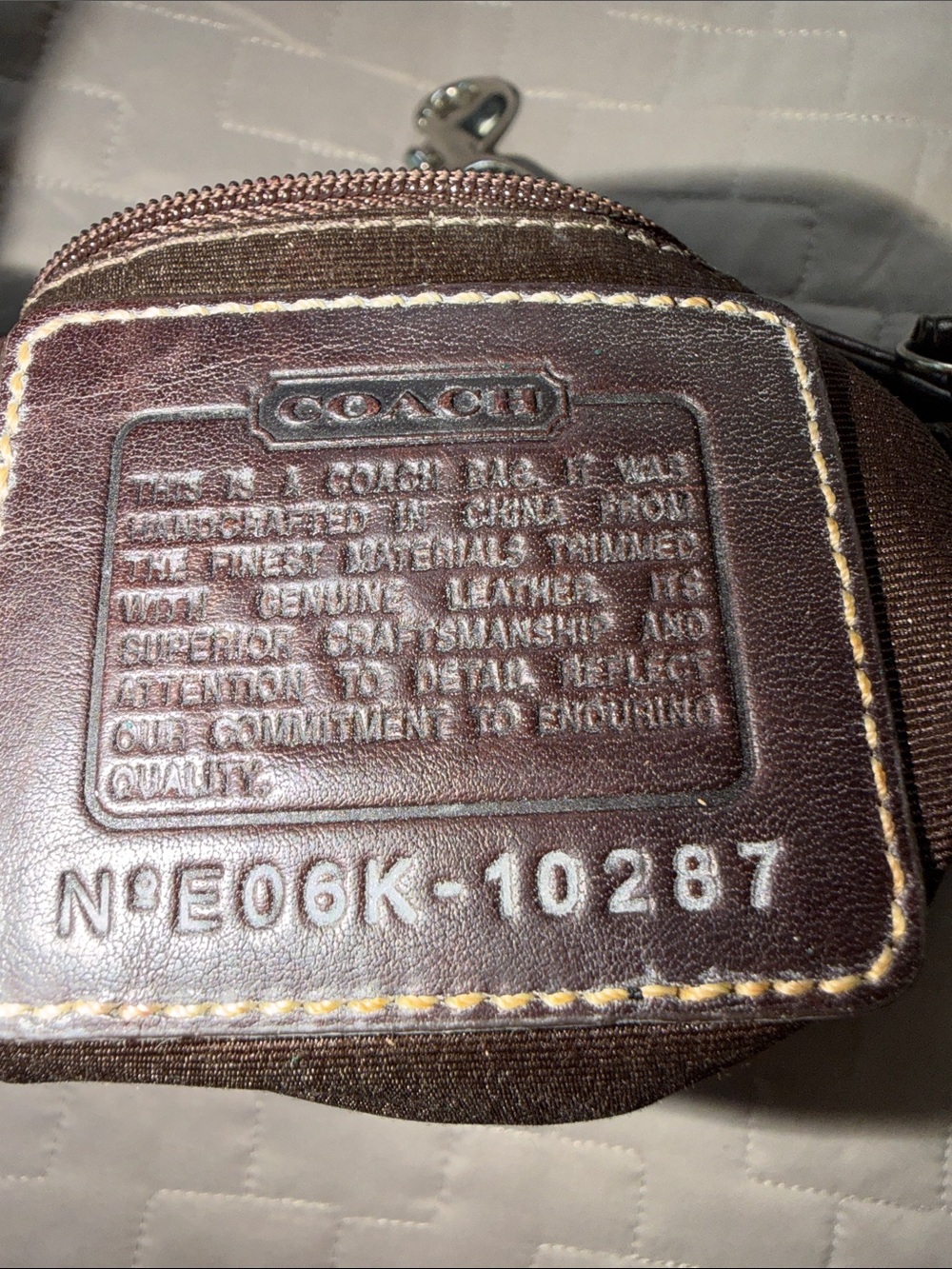 Y2K Coach 10287 Hampton Signature Dark Brown Mini Hobo Patchwork Shoulder Bag - Picture 3 of 8